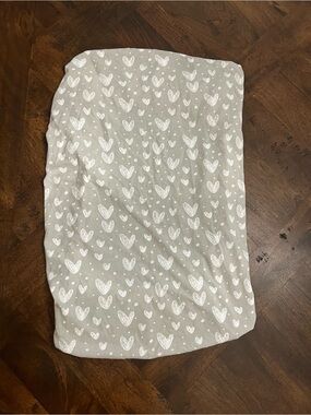 Baby Bassinet Fitted Sheet - Grey and White Heart Print